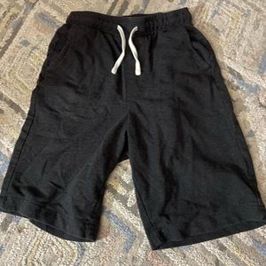 boys black no boundaries short, barley worn, , small